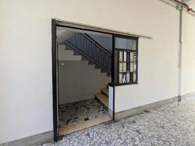 Monolocale con Cucinotto e Balcone - Immagine# 16