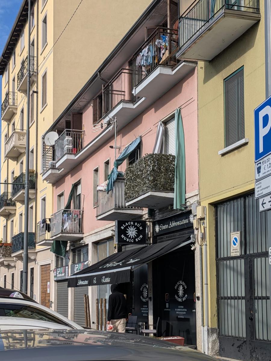 Monolocale con Cucinotto e Balcone - Immagine# 17