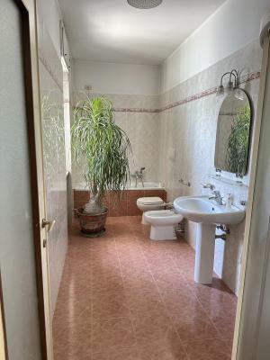Trilocale con Terrazzo - Immagine# 11