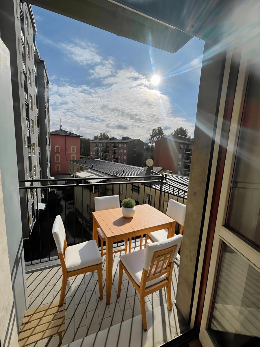 Appartamento piano alto - Balcone